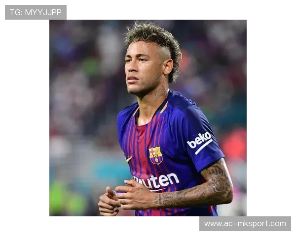 巴黎圣日耳曼—内马尔挑传门前造成混乱转化为进球